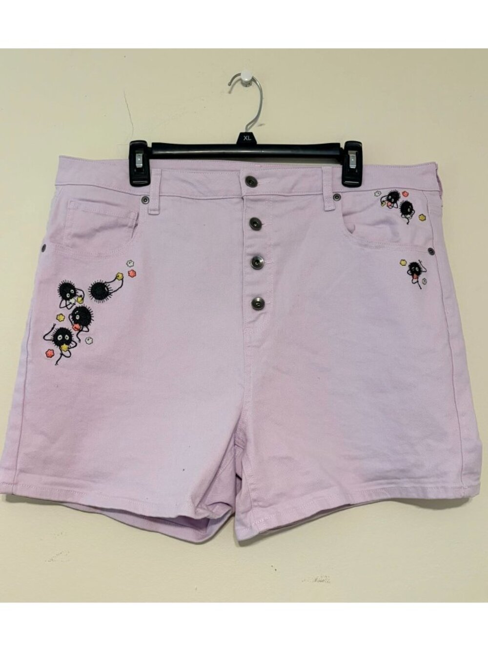 Studio Ghibli Spirited Away Soot Sprites Button-Front Jean Shorts Pink Size 19